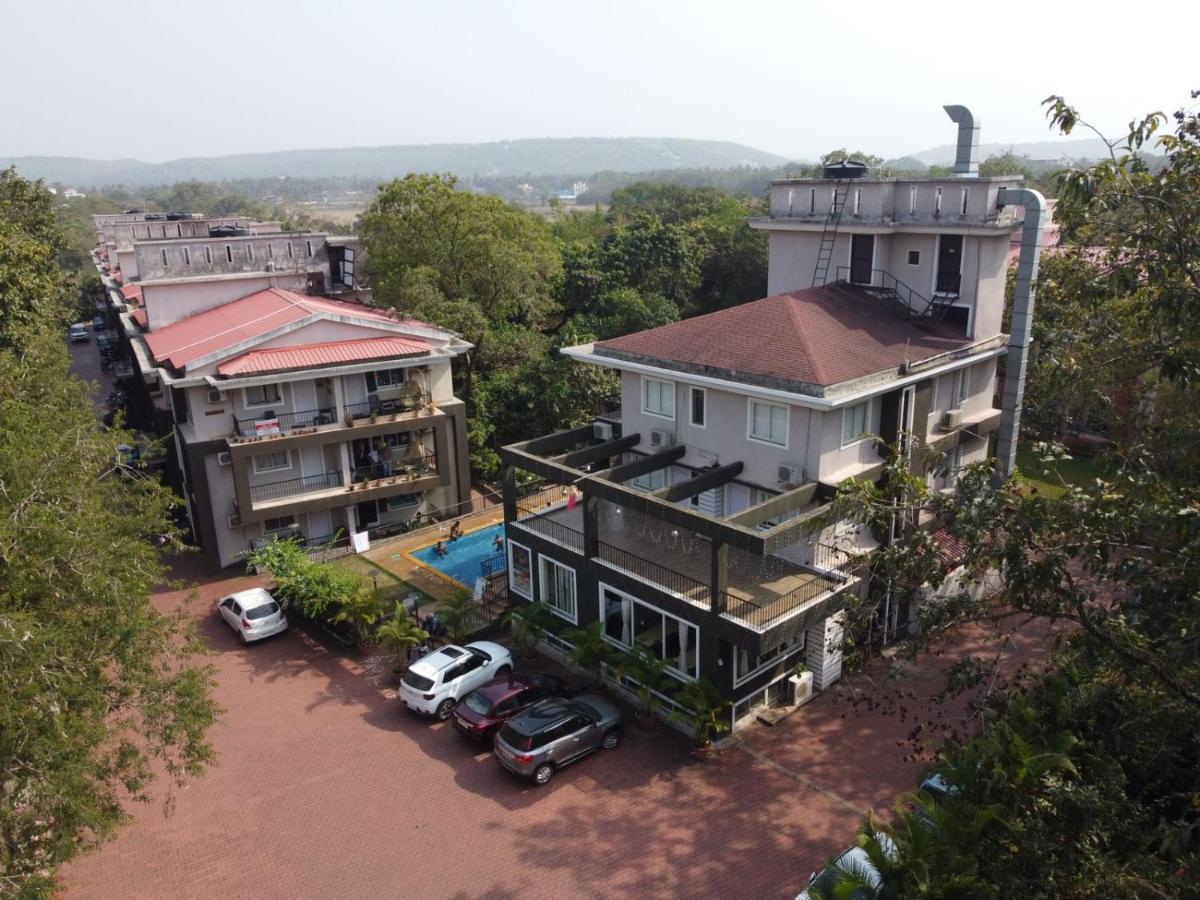 4Bhk Stunning Apartment With Pool 2Bhkx2 Old Goa Exterior photo